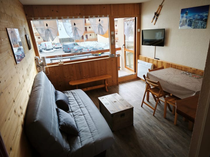 Les Menuires 3 Vallées 4/5p Ski Aux Pieds - Les Menuires, Fransa