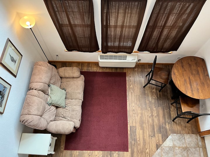 Tiny House/apartment B - Withrow Springs State Park, Huntsville
