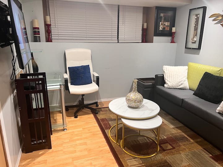 Cozy Suites In Great Neighborhood - Winnipeg