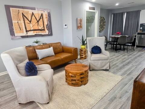 Top performing Airbnb: Little White Lighthouse-4BR/2B *NRG/UH/TSU/MedCtr* in Greater Ost / South Union