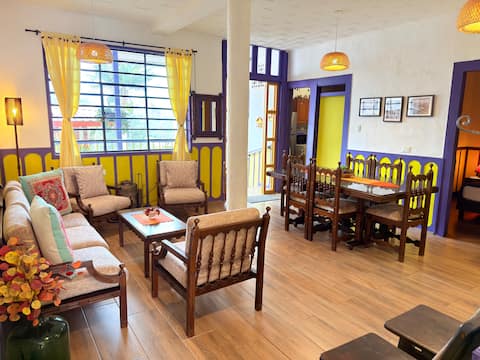 Successful Airbnb property: Half a block from the park, Titina House Salento. in Salento