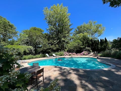 Fantastic home ! Pool ! Minutes from DC