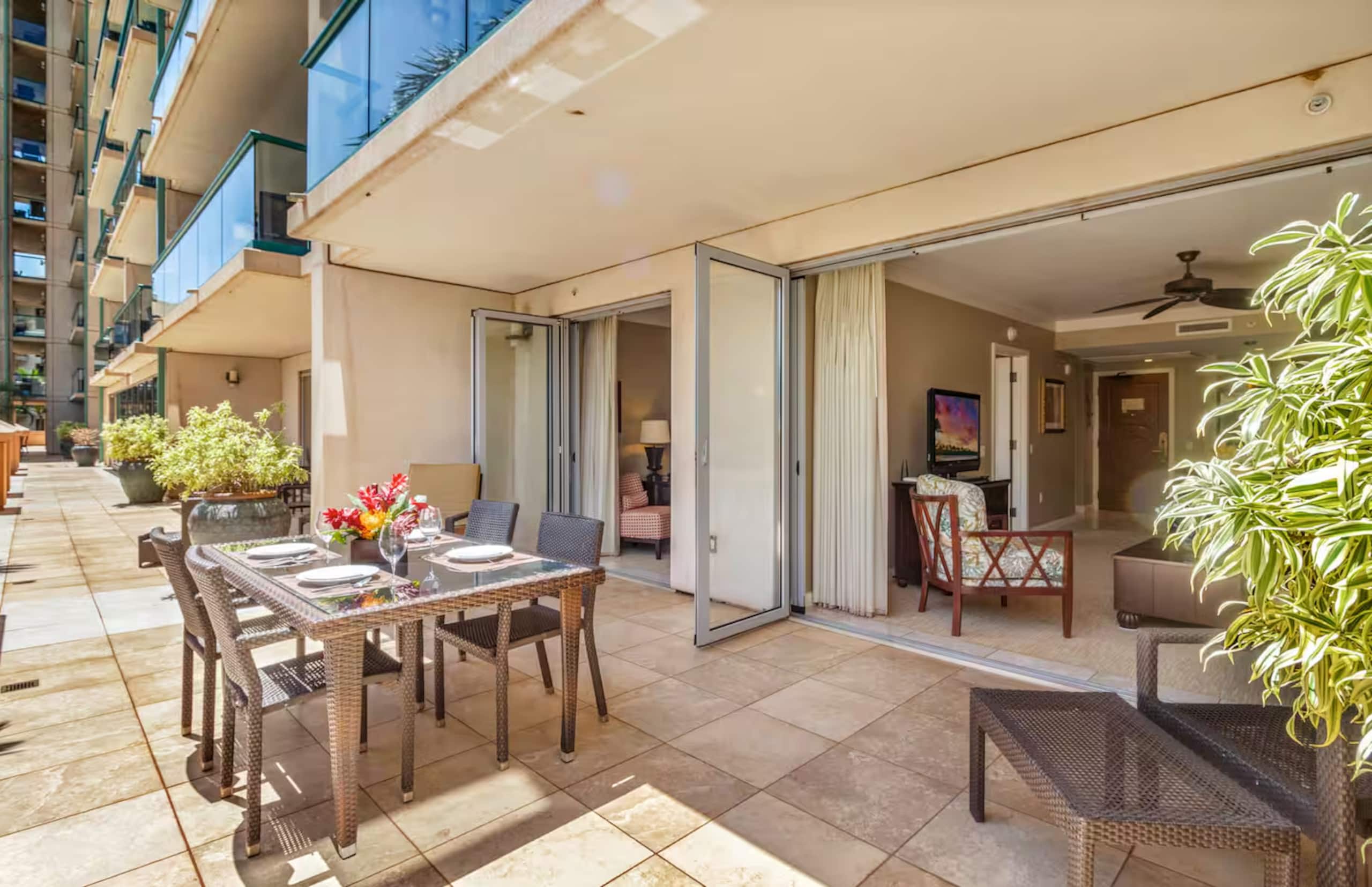 Condo in Lahaina · ★4.96 · 1 bedroom · 2 beds · 1 bath - Image 14