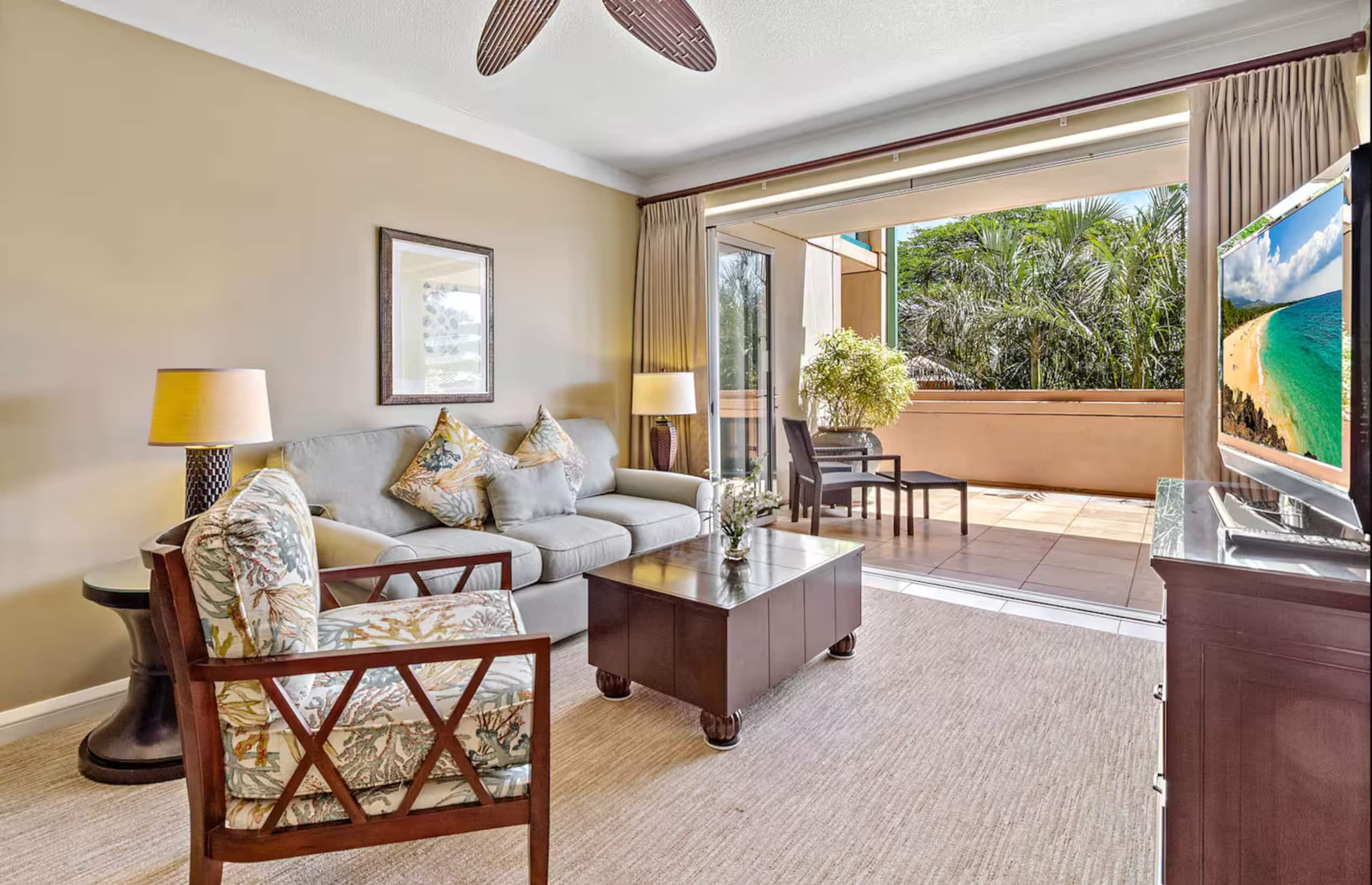 Condo in Lahaina · ★4.96 · 1 bedroom · 2 beds · 1 bath - Image 1