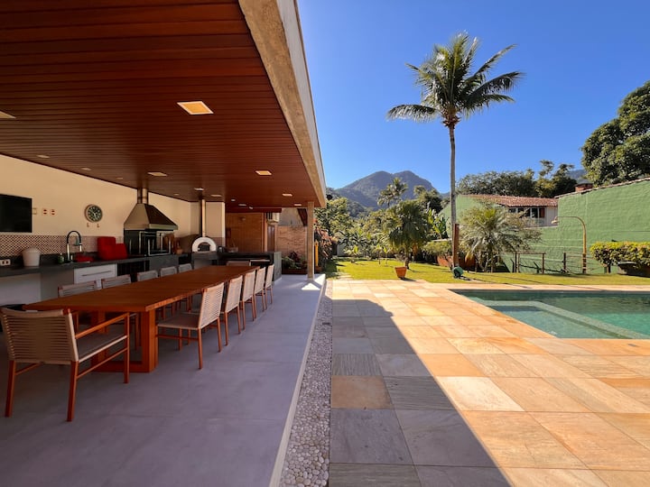 Casa Alto Padrão Pauba 5 Suítes +Piscina - Brazil