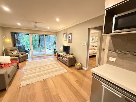 A relaxed luxury apartment set among the gum trees