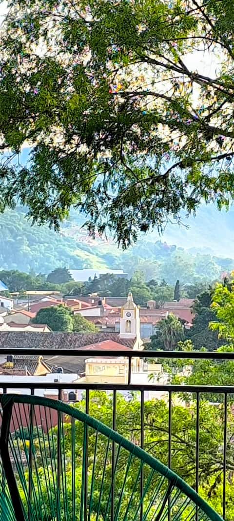 Romantic escape with breathtaking views · La Vista