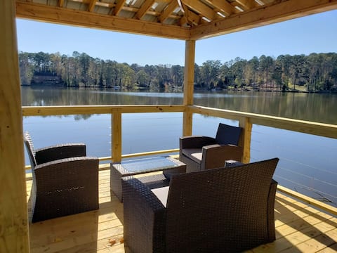 Lay Back in the Lake House
