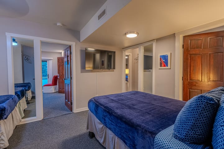 Bedrooms 1 and 3 are connected. Please review the floor plan in the Additional Photos section if bedroom privacy is important to your group.