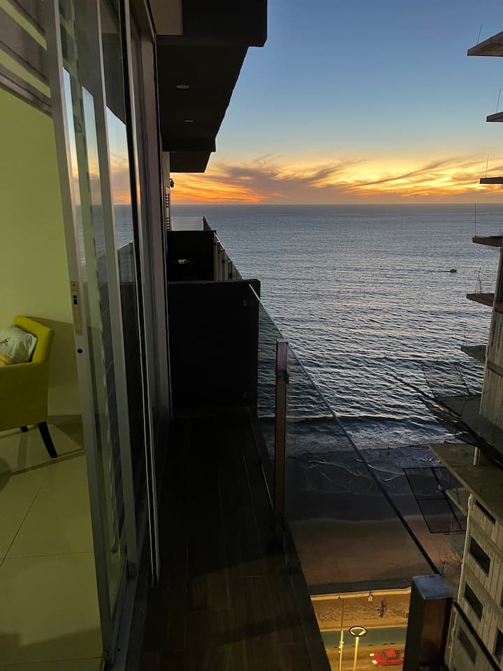 Departamento En El Malecón. - Mazatlán