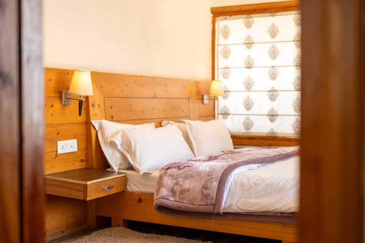 საძინებელი 1