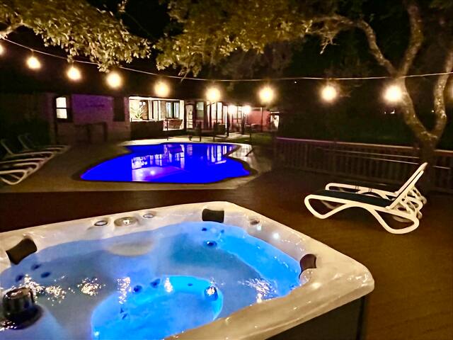 Austin Retreat: Private Pool, Hot Tub & Pet Space gallery image 2