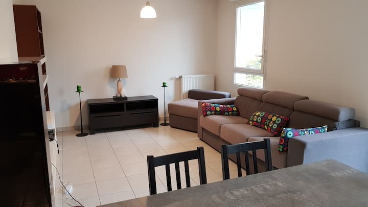 A 10 Min De Veyrier Genève Appartement Avec Balcon - Gaillard