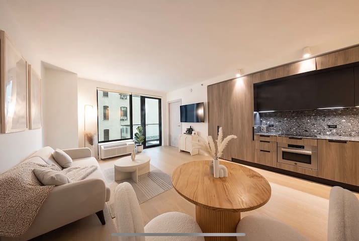 Luxury 2bed fully equipped apt by Central Park