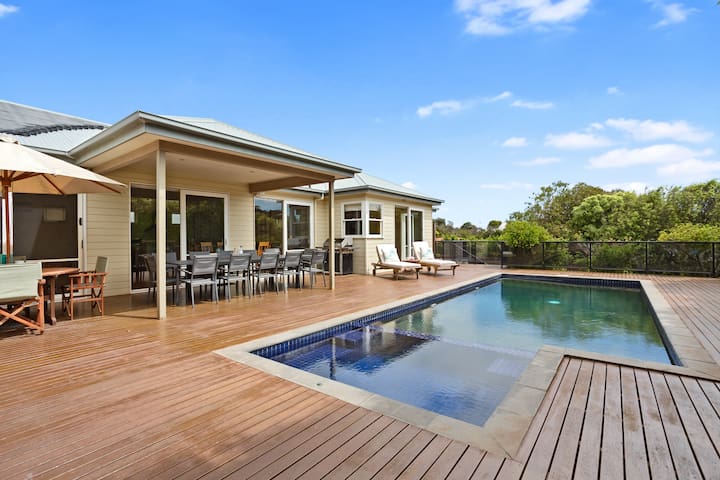 Bella Casa Sorrento – pool and spa, 500m to beach