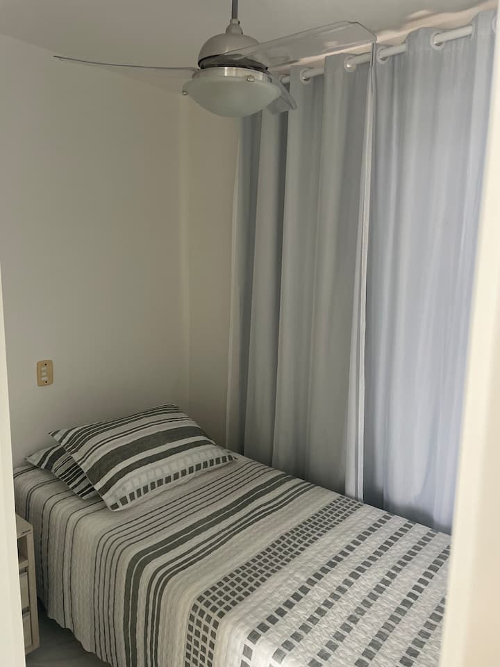 Dhomë gjumi 4