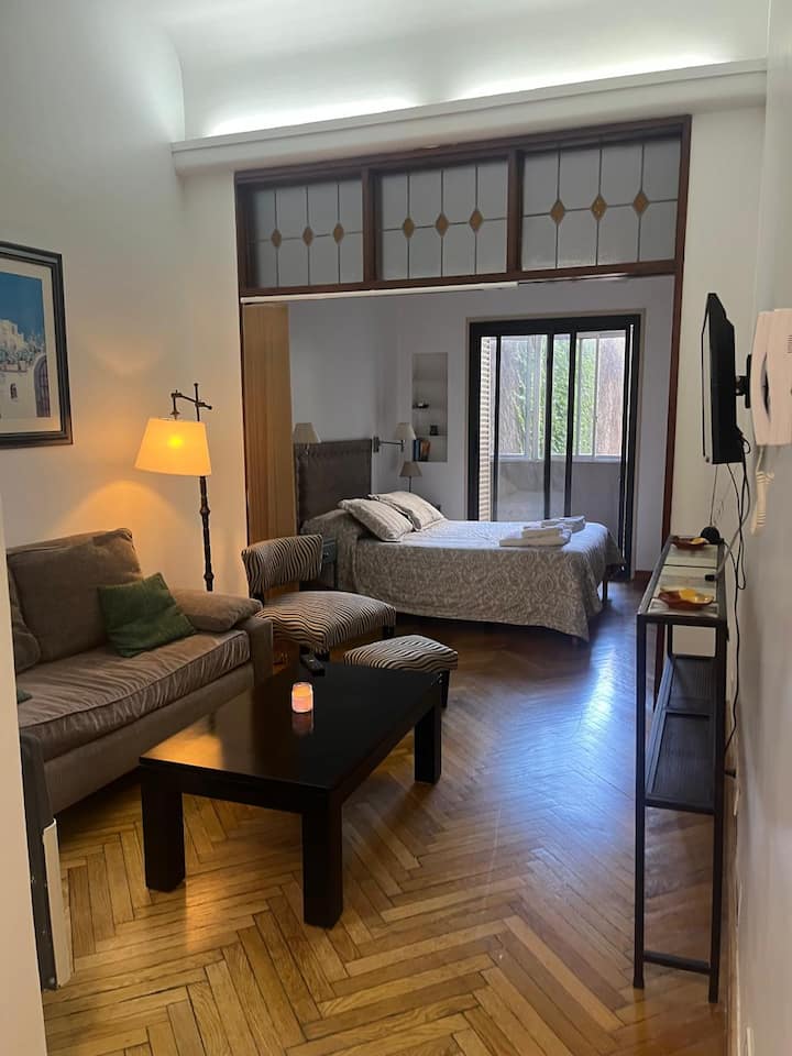 Квартира-студия в Balvanera в здании с лифтом