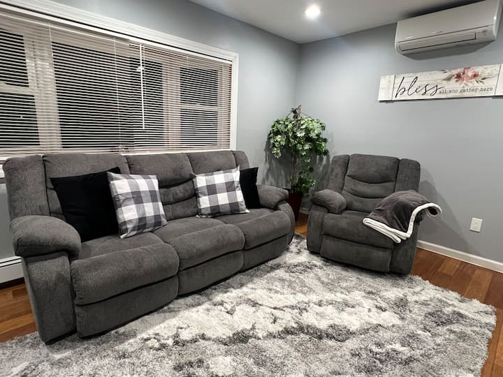 "Home Away From Home" In Long Island, Ny - 加登城