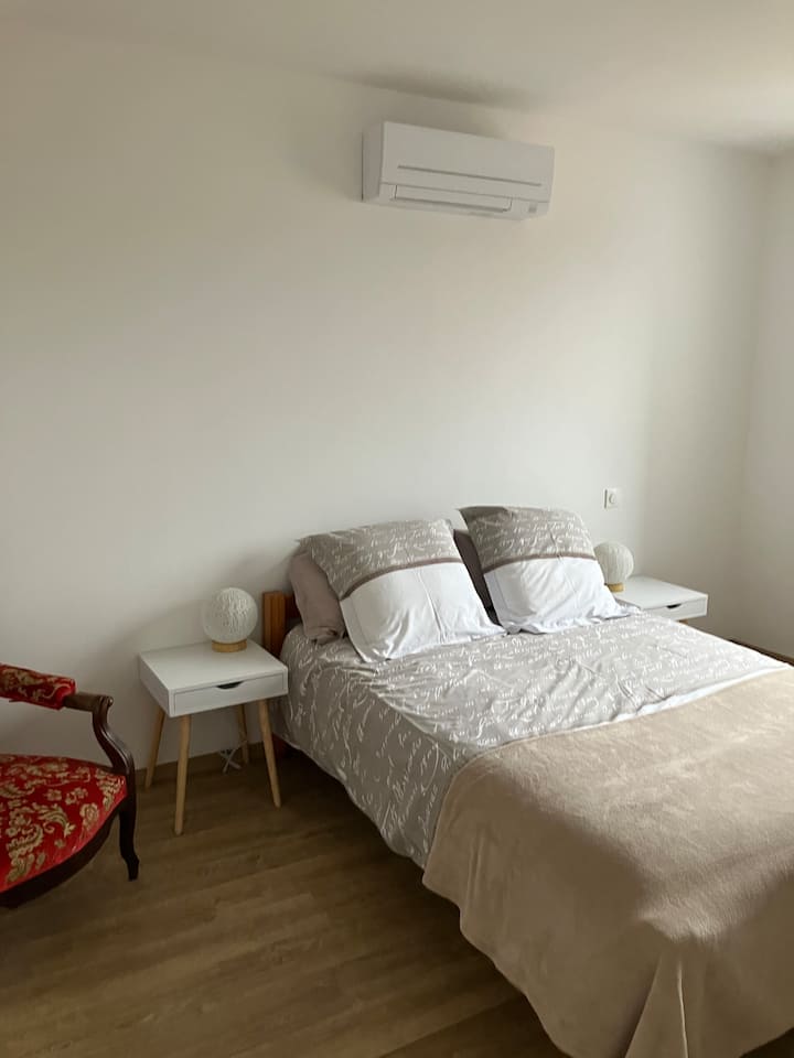 Chambre Avec Vue Imprenable Sur St Affrique. - Saint-Affrique