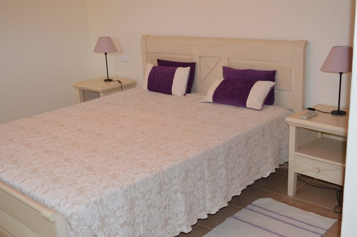 Appart. (2 Adultes+2enfants) - Vue Sur La Piscine - Algarve