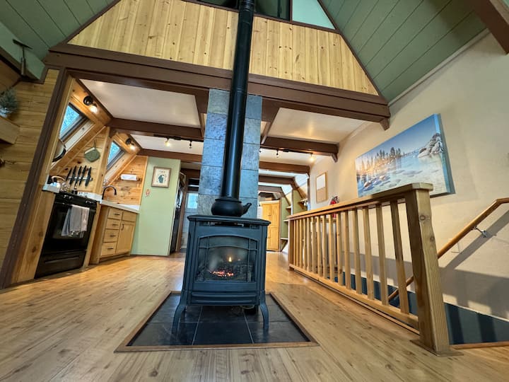 Mountain Modern A-frame Cabin, Walk To Beach - North Lake Tahoe, CA