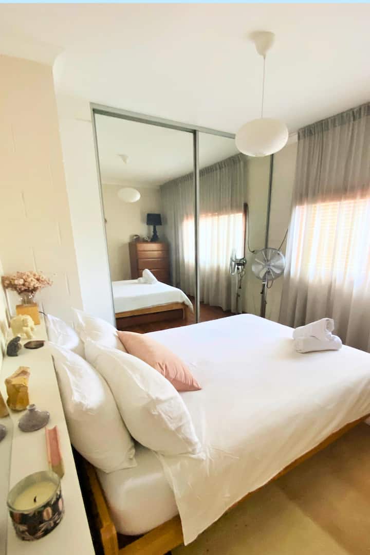Schlafzimmer 2