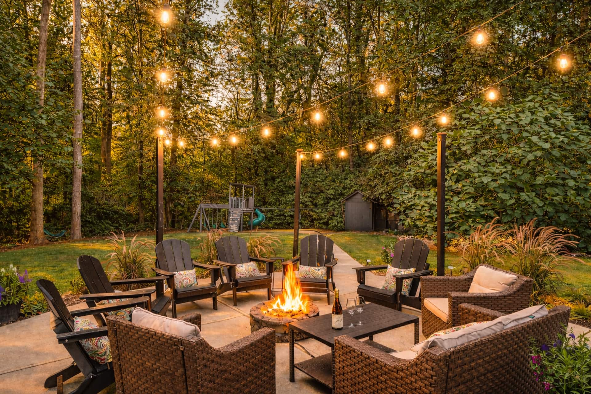 Backyard Oasis | Sleeps 12 | Game Room + Fire Pit