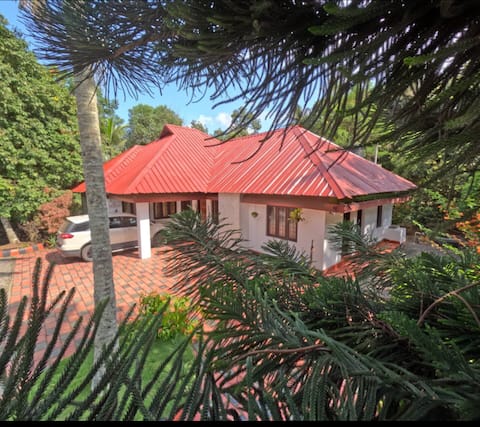 Avalon Grove Heritage 3+1 BHK Villa Thekkady