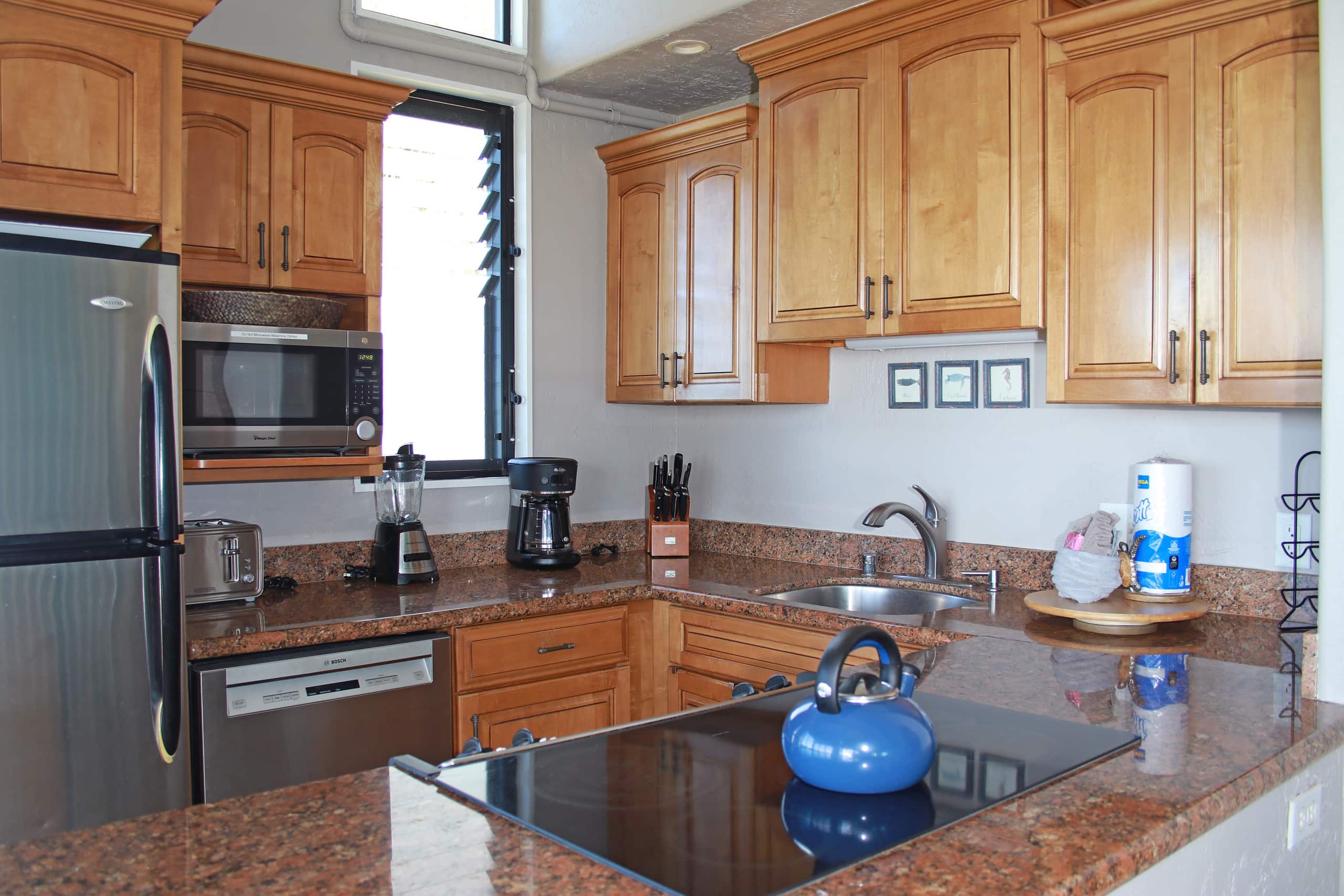 Condo in Lahaina · ★4.91 · 3 bedrooms · 5 beds · 3 private baths - Image 25
