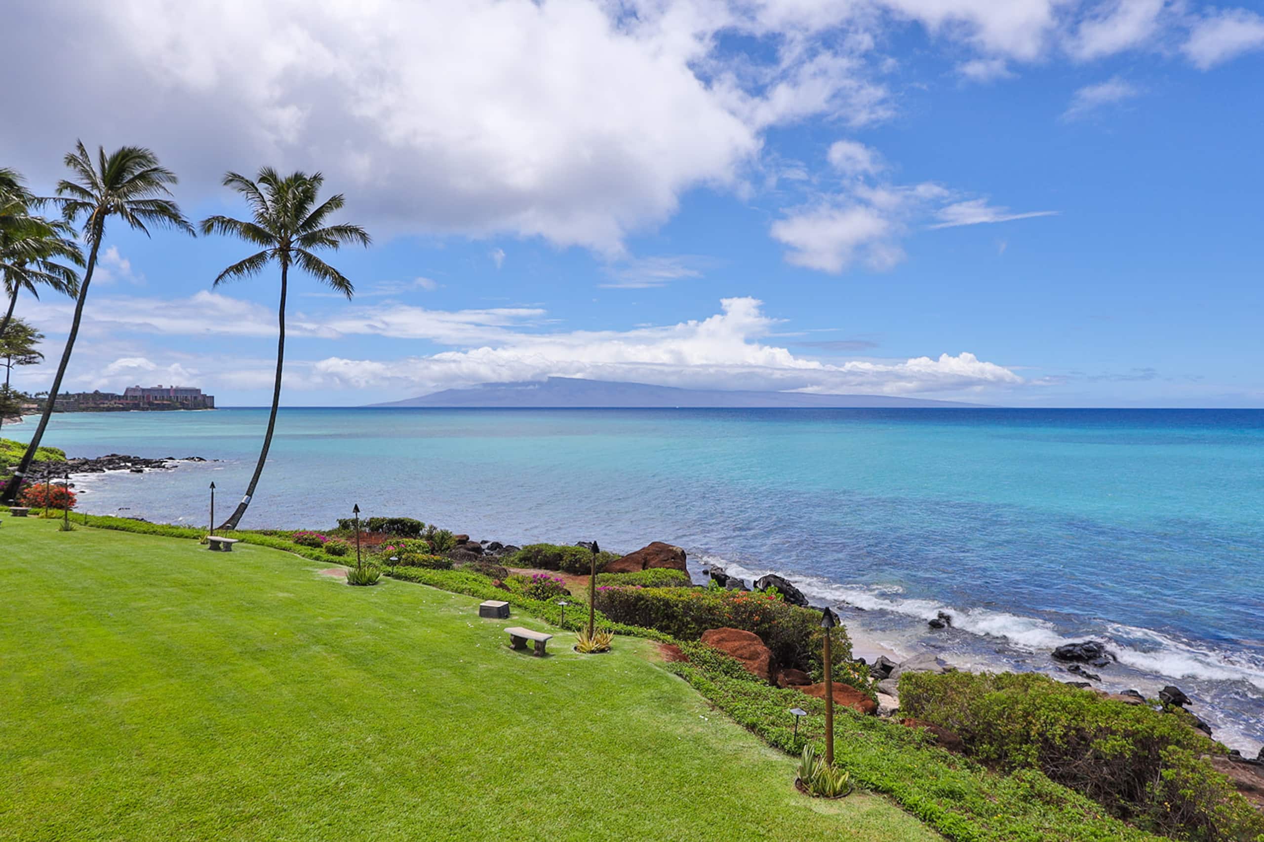 Condo in Lahaina · ★4.91 · 3 bedrooms · 5 beds · 3 private baths - Image 73