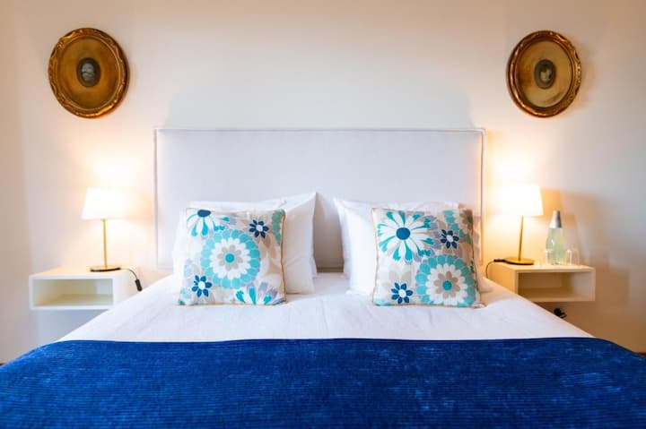 卧室配有1张双人床