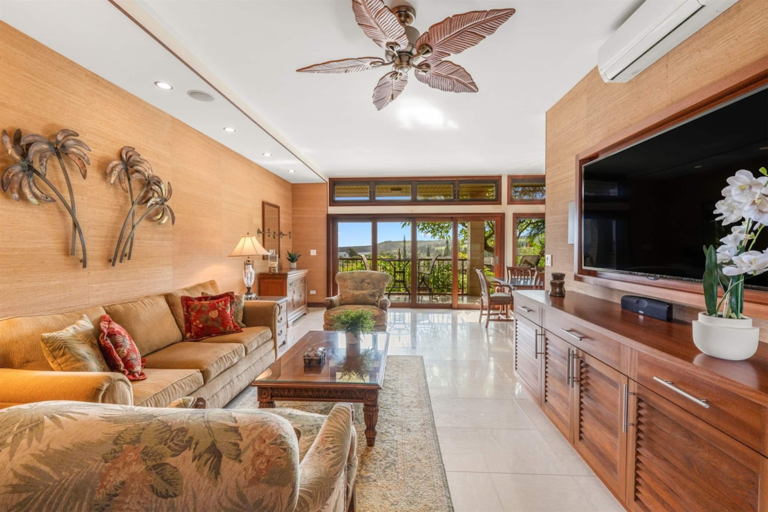 Villa in Lahaina · ★4.96 · 1 bedroom · 2 beds · 1.5 baths - Image 3