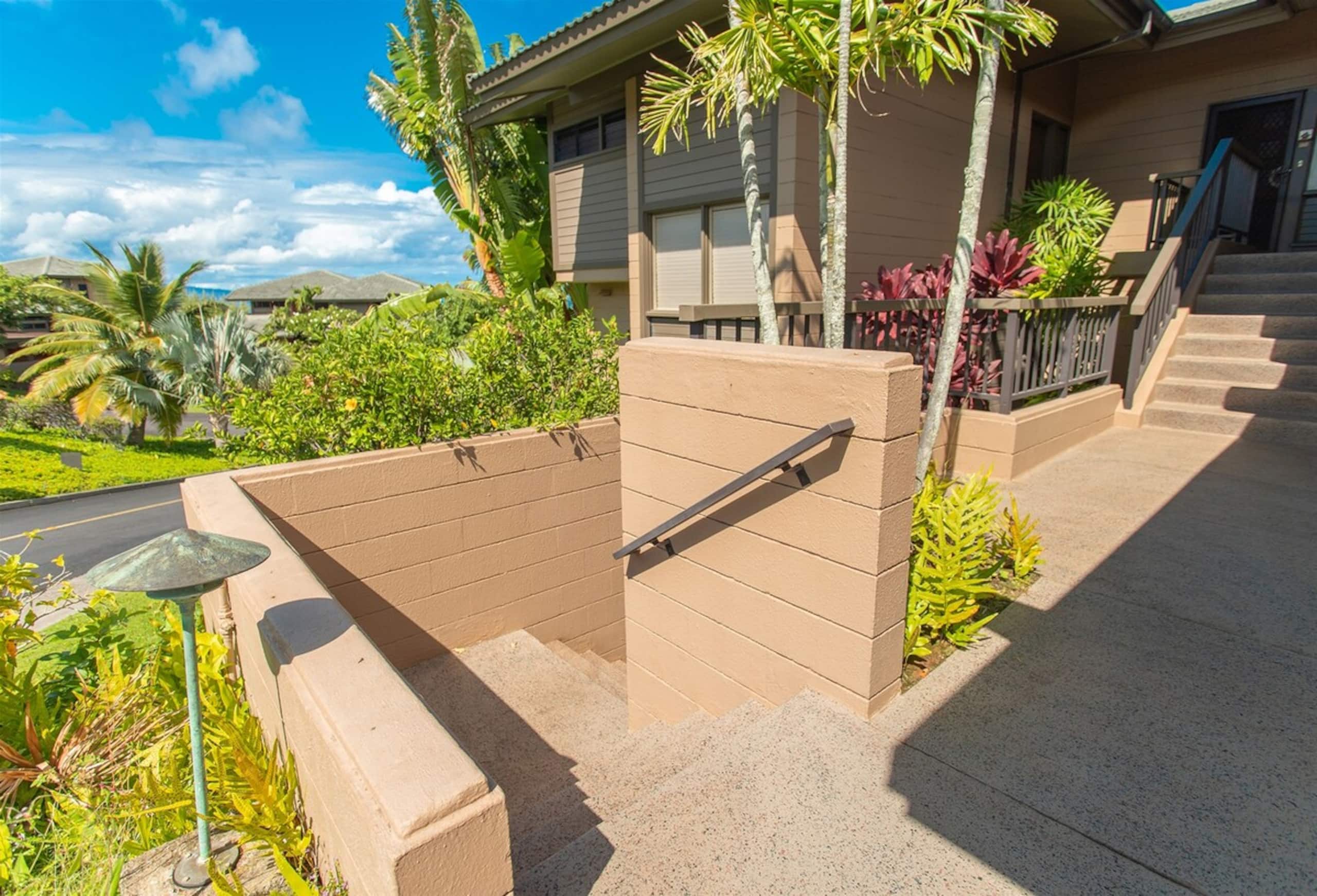 Villa in Lahaina · ★4.96 · 1 bedroom · 2 beds · 1.5 baths - Image 64