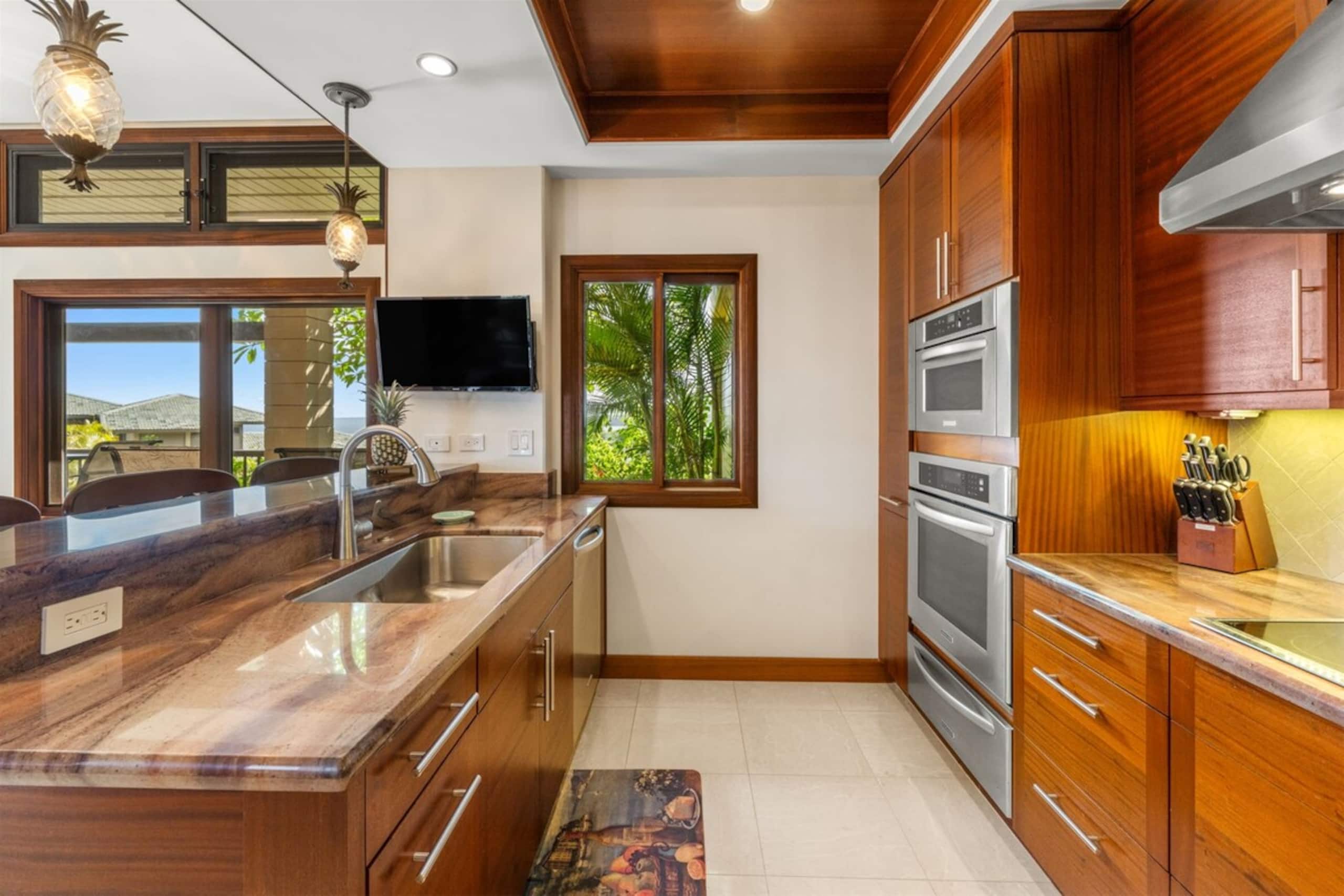 Villa in Lahaina · ★4.96 · 1 bedroom · 2 beds · 1.5 baths - Image 37