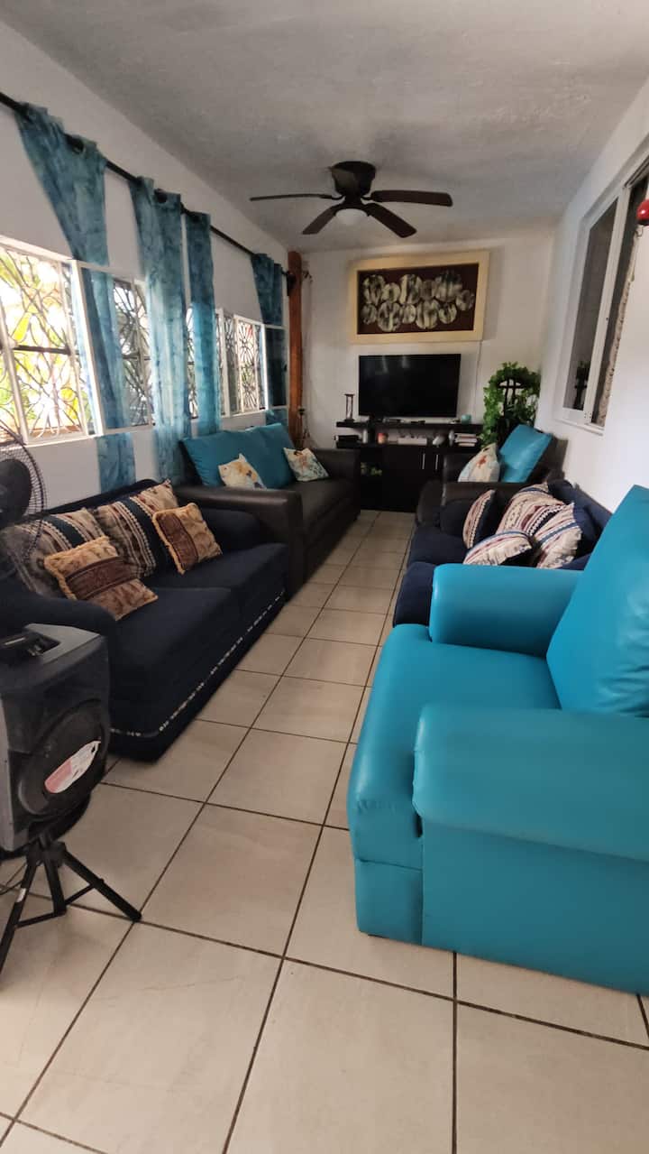 غرفة المعيشة