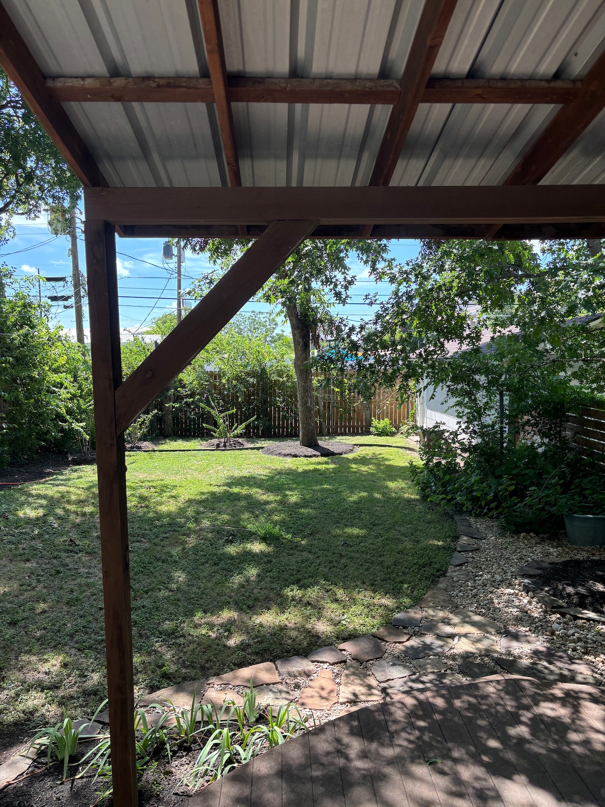 Cute, Cozy Central Austin Bungalow w/ Yard & Deck