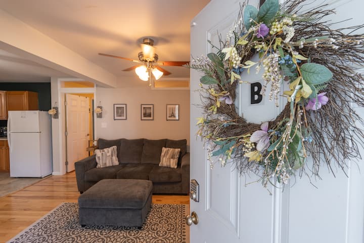 Suite D'oiseaux, Fast Wifi! Near Golf, Concerts - Virginia Beach, VA