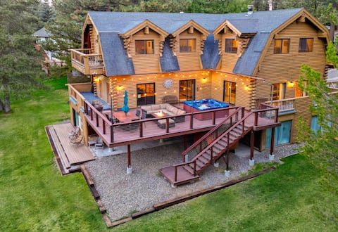 Huge Comfy Beautiful Log Cabin 7bdrms HotTub/Sauna