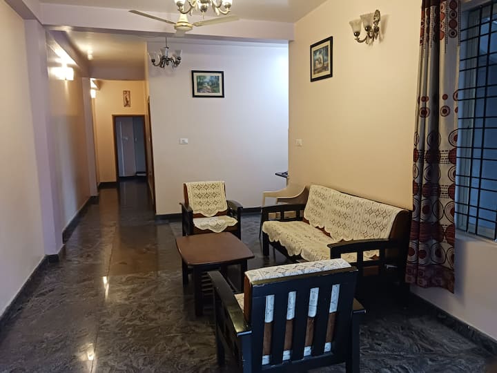 Marina Stay Service Apartment- Up To 10 Guests - Chikmagalur