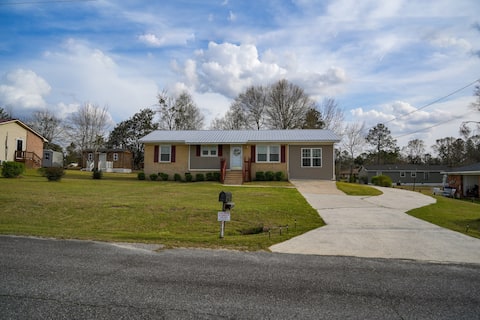 Vidalia Home with a Southern Charm Flair