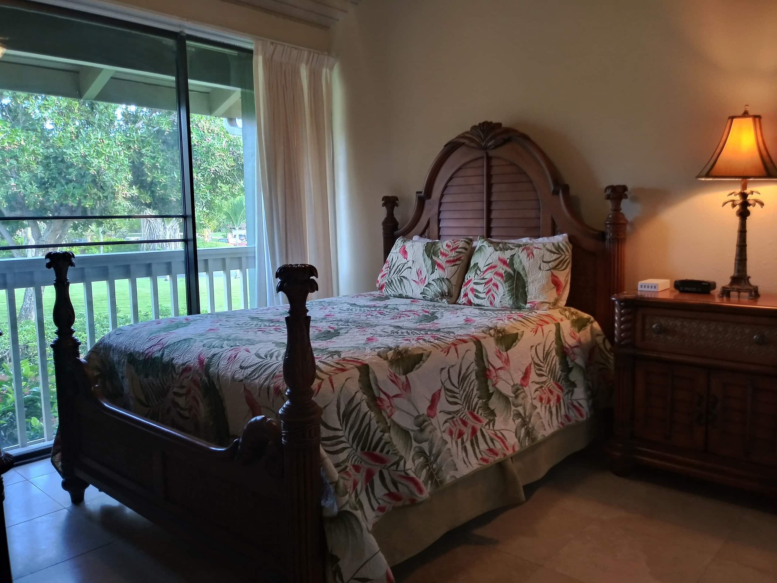 Condo in Kahuku · ★4.96 · 2 bedrooms · 3 beds · 1 private bath - Image 1