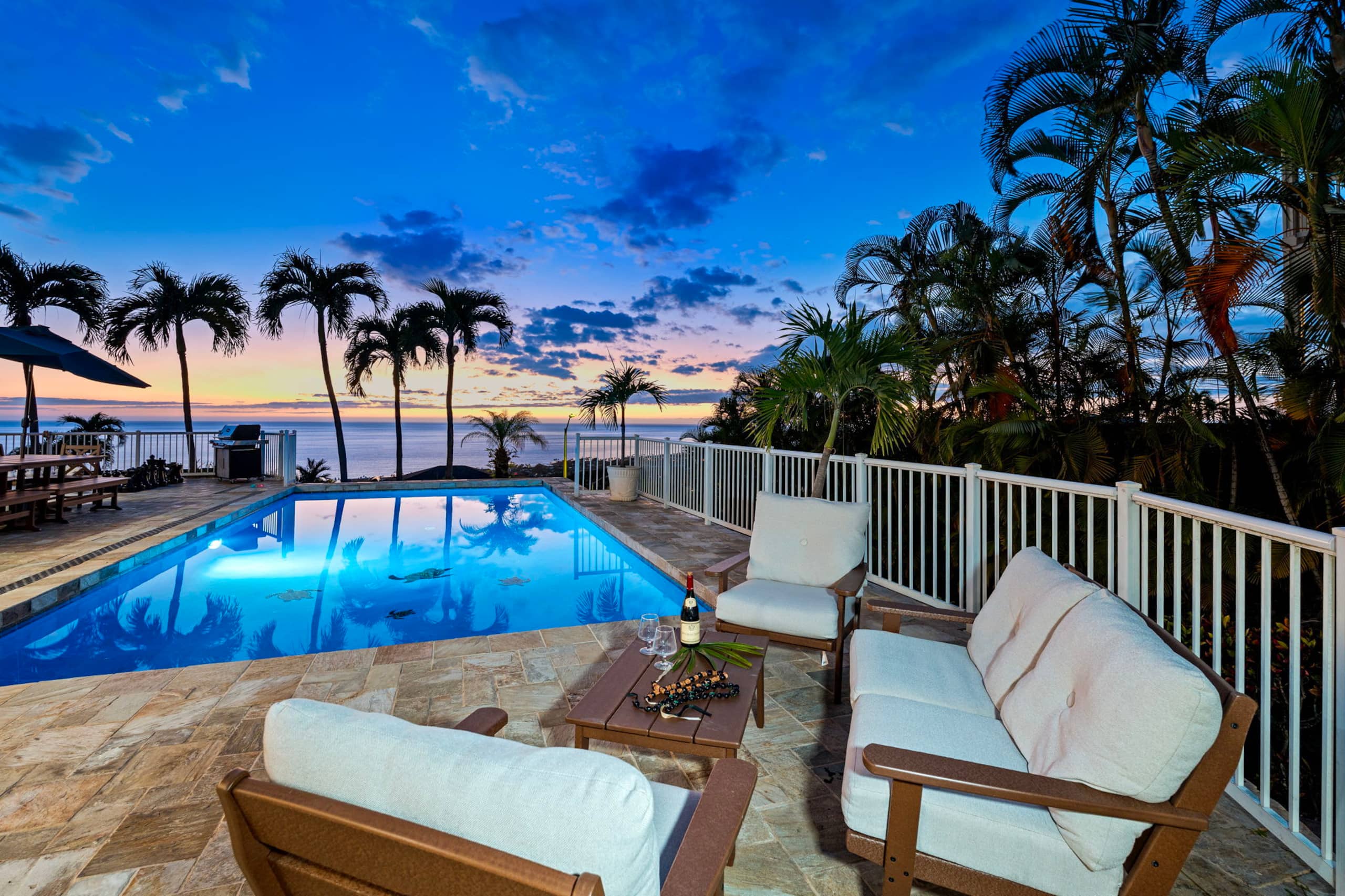 Home in Kailua-Kona · ★4.9 · 5 bedrooms · 10 beds · 3.5 baths - Image 70