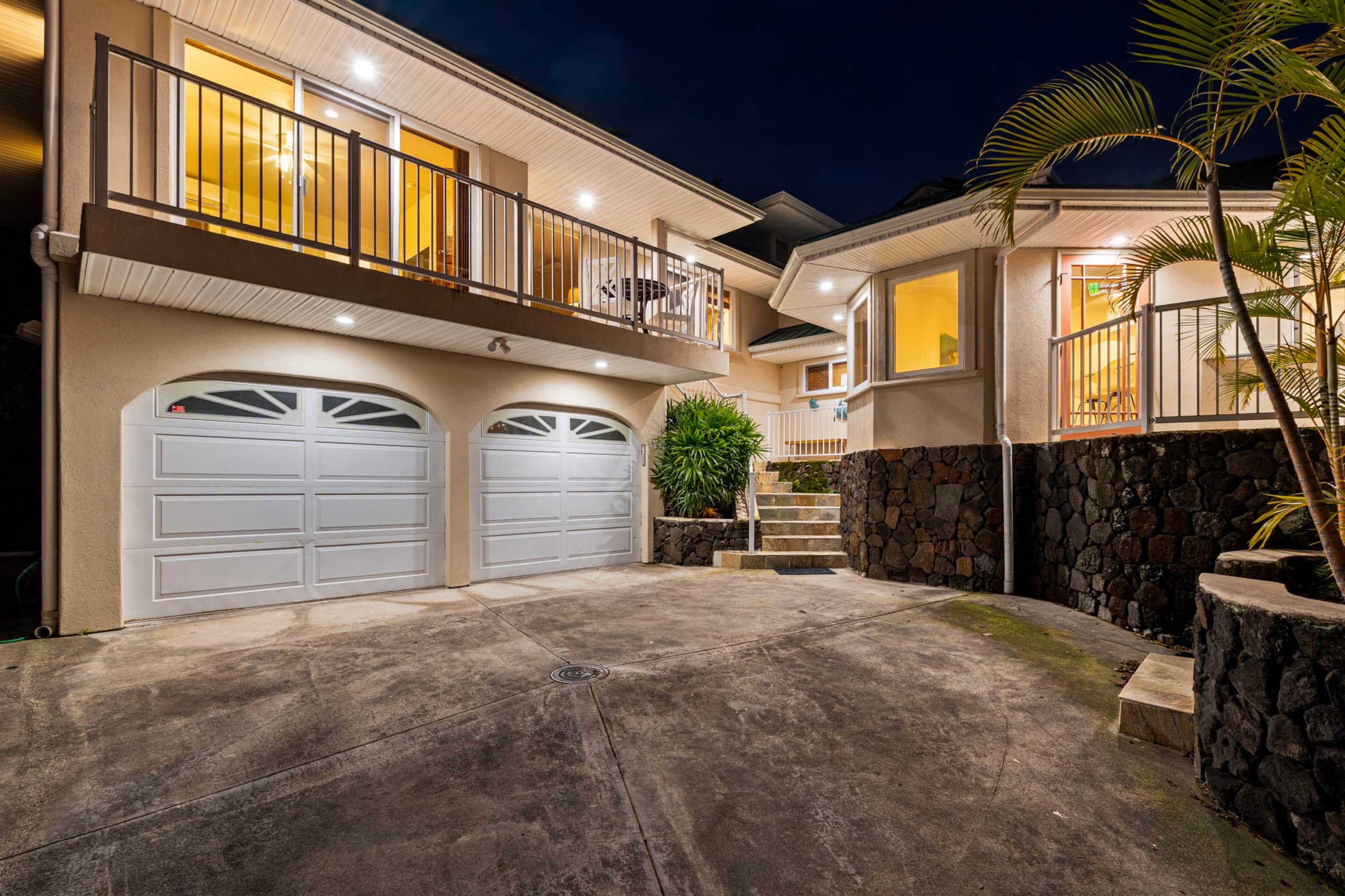 Home in Kailua-Kona · ★4.9 · 5 bedrooms · 10 beds · 3.5 baths - Image 67