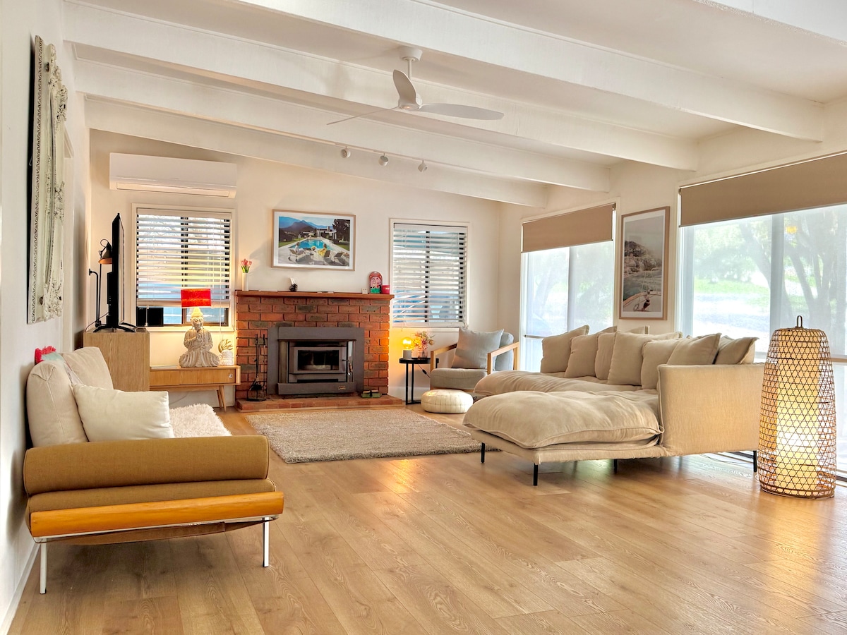 Top performing Airbnb: Tranquil Beach House great family peninsula escape in Rye