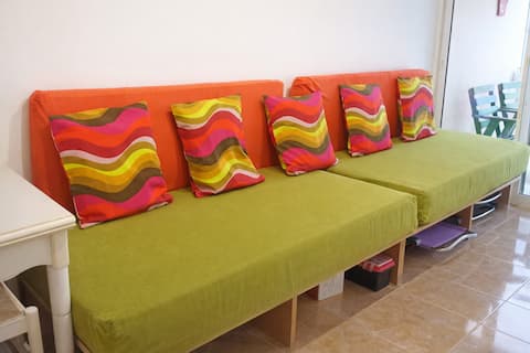 Anuncio de Airbnb popular: Crismas Loft · On the beachfront en Vila Seca
