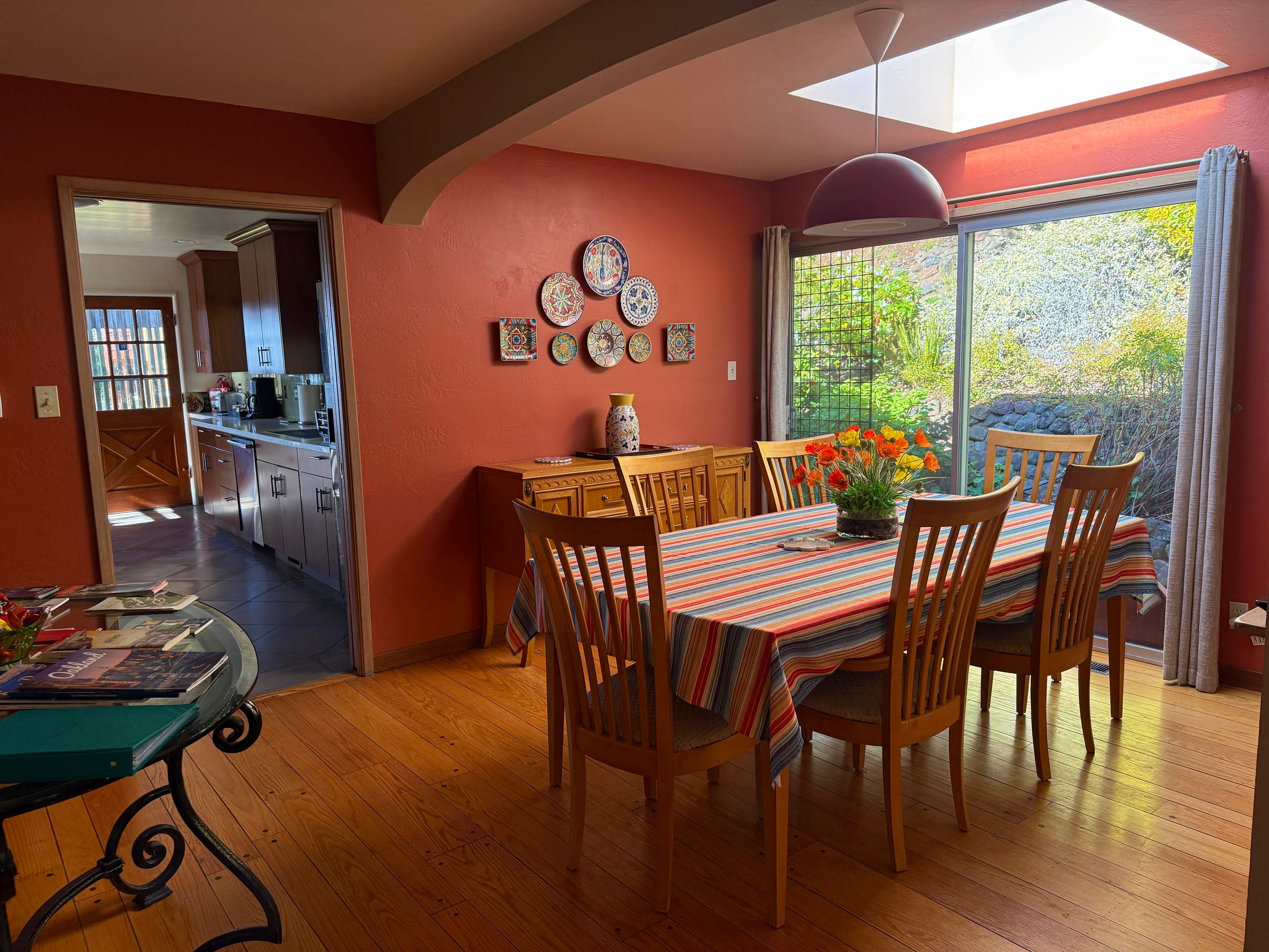 Spanish Home with Bay Views & Gardens - Photo 18
