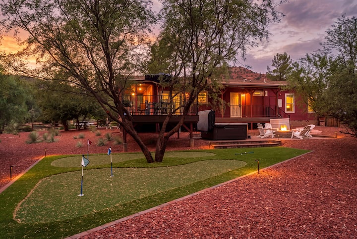 Private Location! Views, Hot Tub, Fire Pit + Putti - Sedona, AZ