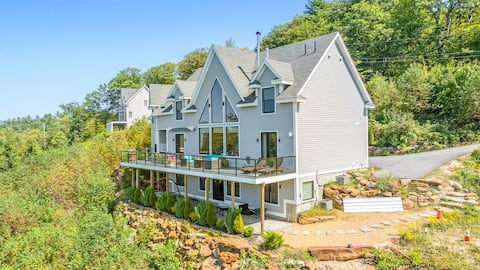 Luxurious Rustic•Views•Hot Tub•Waterville Estates