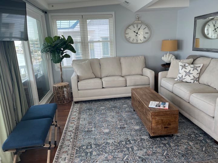 Bayfront House, 3 Blocks From The Beach And More! - Sea Isle City, NJ