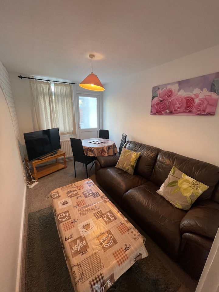 Beautiful Private Room - Basingstoke